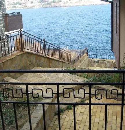 Anaxemander Holiday Village *