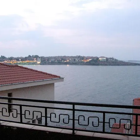 Anaxemander Holiday Village
