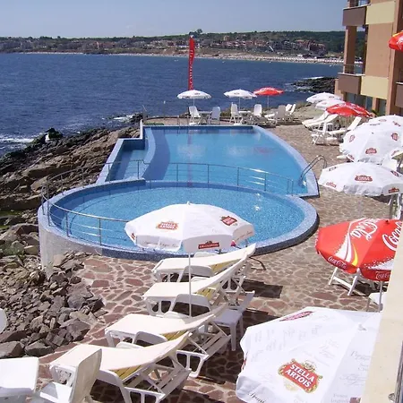 Anaxemander Holiday Village *